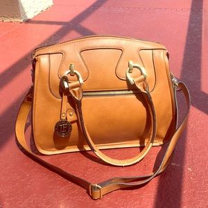 London Fog Handbag w/shoulder strap